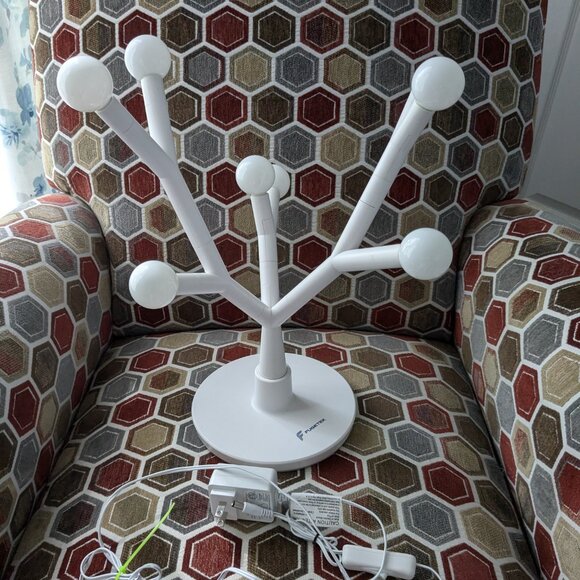 ⭐ Whimsical Table/ Desk Tree Branch Lamp - Picture 9 of 10